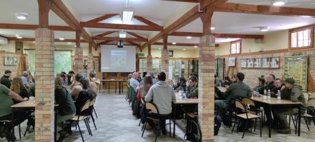 Kompleksowe zajęcia studentów leśnictwa SGGW w Warszawie